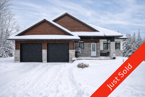 Calabogie Detached for sale: 3 bedroom (Listed 2025-05-02)