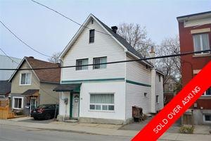 Ottawa Duplex for sale:  4 bedroom  (Listed 2020-04-27)