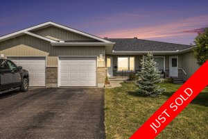 Renfrew Townhouse for sale: 3 bedroom (Listed 2025-09-12)