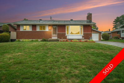 Manordale Detached: 2 + 1