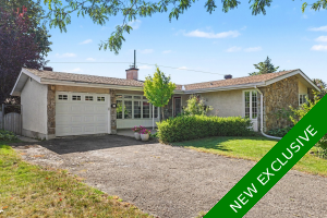Parkwood Hills Detached: 3 bedroom